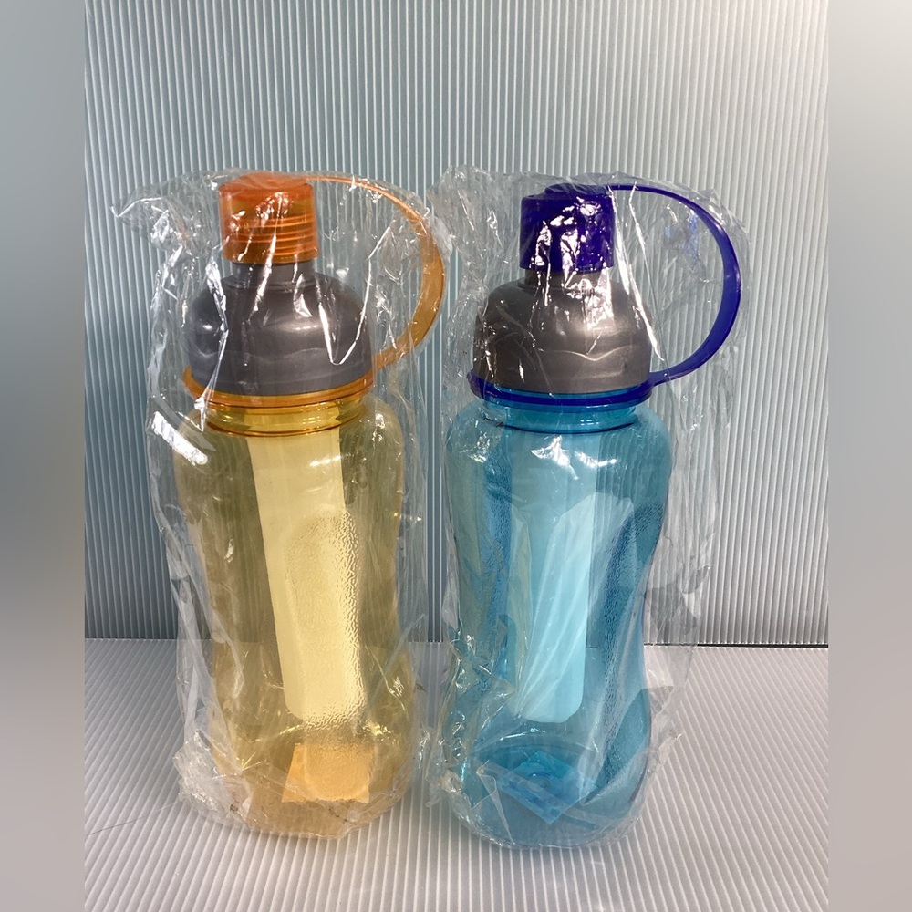 Set of 2 20.3oz Drinking Bottles with Freezing Tubes